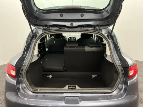 RENAULT CLIO IV - voiture d'occasion - Photo 16