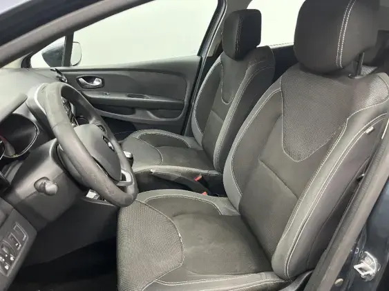 RENAULT CLIO IV - voiture d'occasion - Photo 18