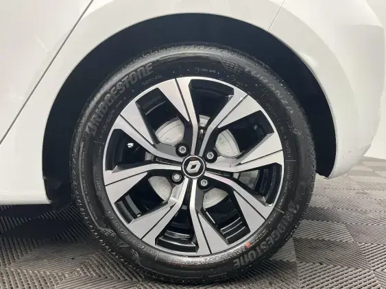 RENAULT CLIO V - voiture d'occasion - Photo 24