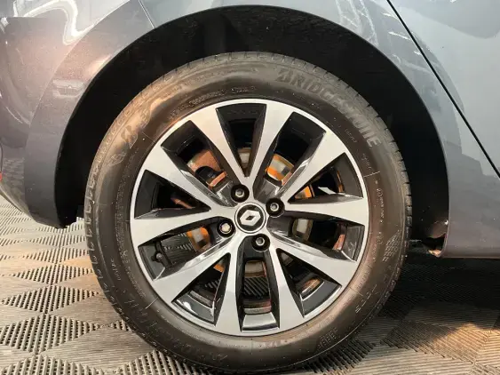 RENAULT CLIO V - voiture d'occasion - Photo 25