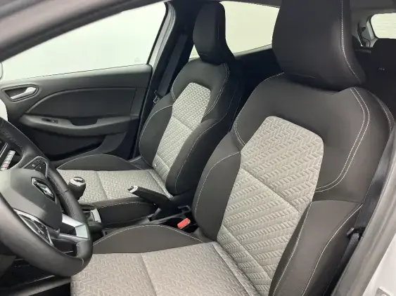 RENAULT CLIO V - voiture d'occasion - Photo 18