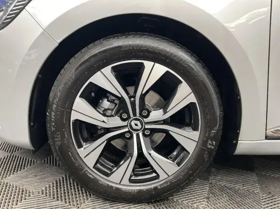 RENAULT CLIO V - voiture d'occasion - Photo 23