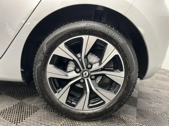 RENAULT CLIO V - voiture d'occasion - Photo 24