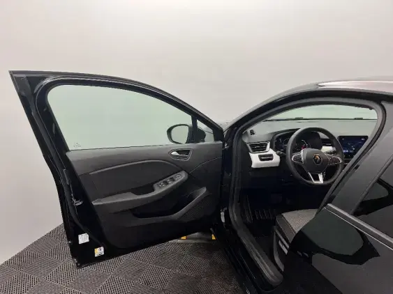 RENAULT CLIO V - voiture d'occasion - Photo 19