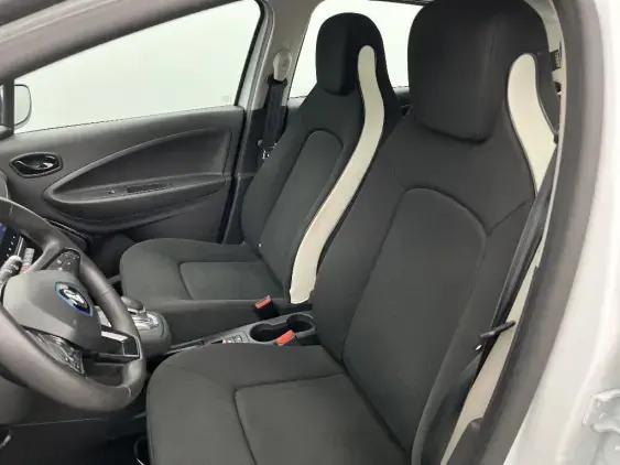 RENAULT ZOE - voiture d'occasion - Photo 18