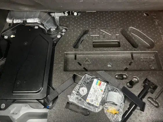 RENAULT CLIO V - voiture d'occasion - Photo 17