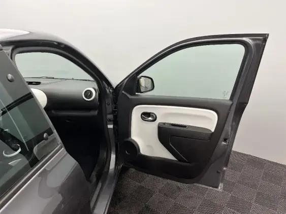 RENAULT TWINGO III - voiture d'occasion - Photo 20