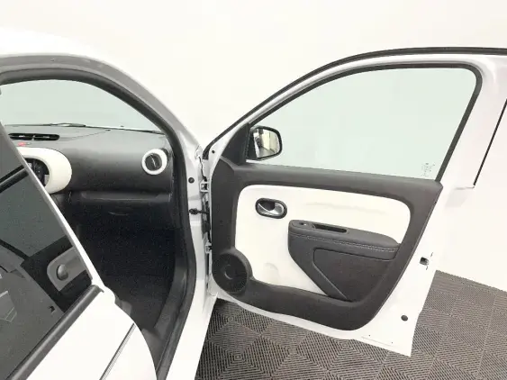 RENAULT TWINGO ELECTRIQUE III - voiture d'occasion - Photo 20