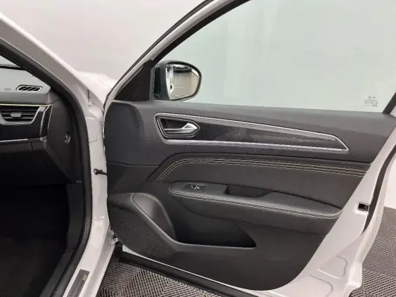 RENAULT ARKANA - voiture d'occasion - Photo 20