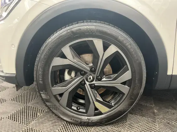 RENAULT ARKANA - voiture d'occasion - Photo 23