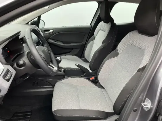 RENAULT CLIO V - voiture d'occasion - Photo 18