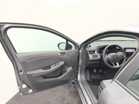 RENAULT CLIO V - voiture d'occasion - Photo 19