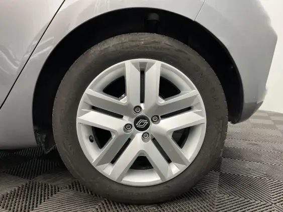 RENAULT CLIO V - voiture d'occasion - Photo 24