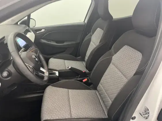 RENAULT CLIO V - voiture d'occasion - Photo 18