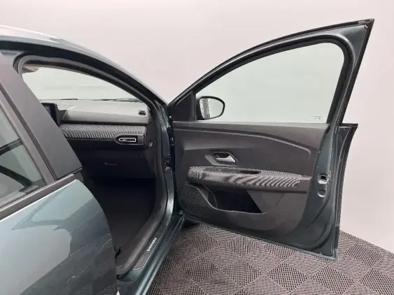 DACIA SANDERO III - voiture d'occasion - Photo 20