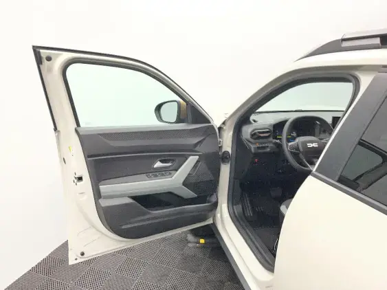 DACIA DUSTER III - voiture d'occasion - Photo 19