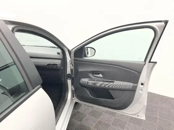 DACIA SANDERO III - voiture d'occasion - Photo 20