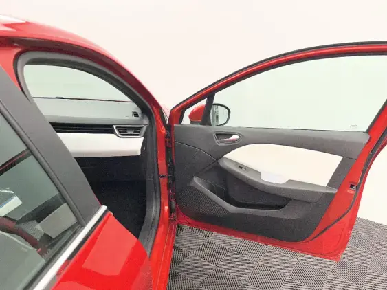 RENAULT CLIO V - voiture d'occasion - Photo 20