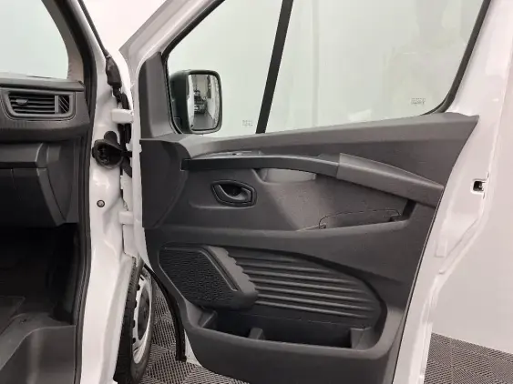RENAULT TRAFIC FG III - voiture d'occasion - Photo 20
