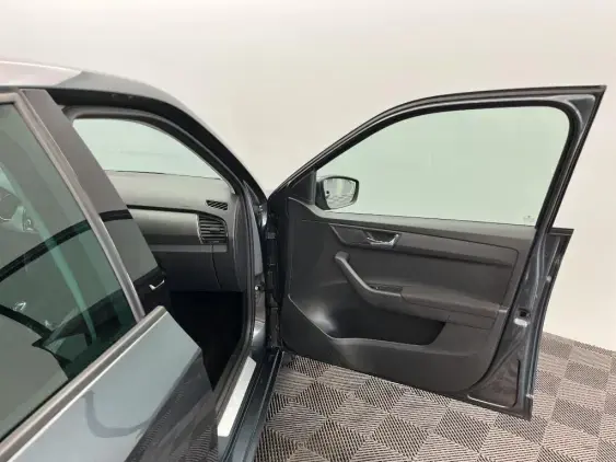SKODA FABIA III - voiture d'occasion - Photo 20