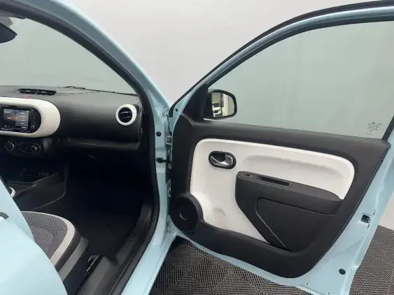 RENAULT TWINGO III - voiture d'occasion - Photo 18