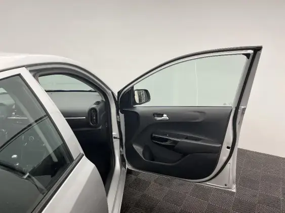 KIA PICANTO III - voiture d'occasion - Photo 20