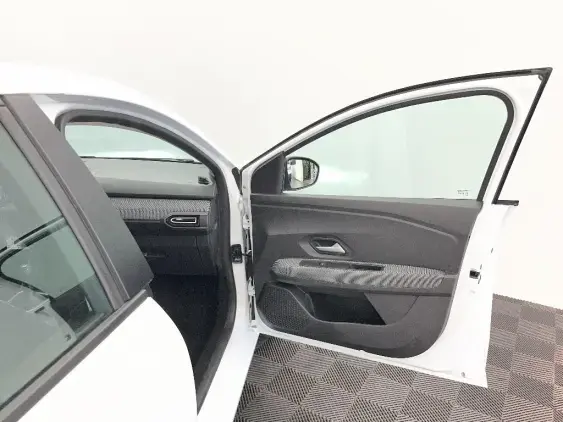 DACIA SANDERO III - voiture d'occasion - Photo 20