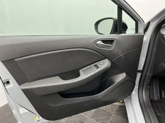 RENAULT CLIO V - voiture d'occasion - Photo 19