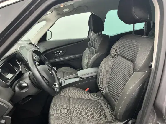 RENAULT SCENIC IV - voiture d'occasion - Photo 18