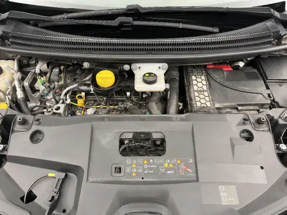 RENAULT SCENIC IV - voiture d'occasion - Photo 21