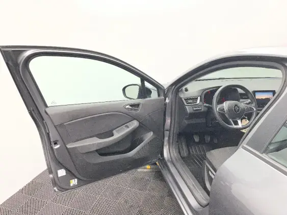 RENAULT CLIO V - voiture d'occasion - Photo 19