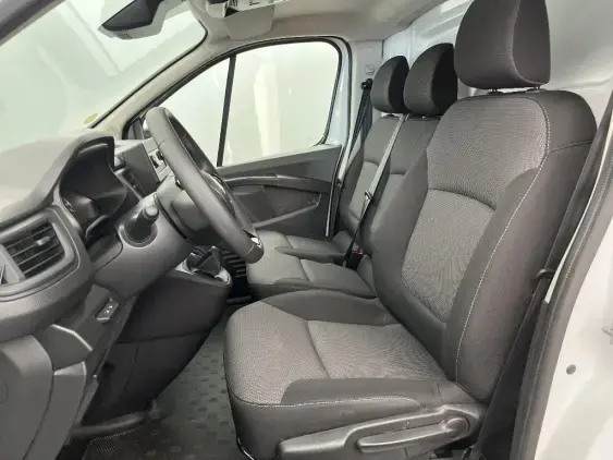RENAULT TRAFIC FG III - voiture d'occasion - Photo 18