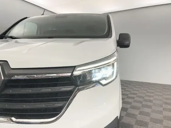 RENAULT TRAFIC FG III - voiture d'occasion - Photo 22