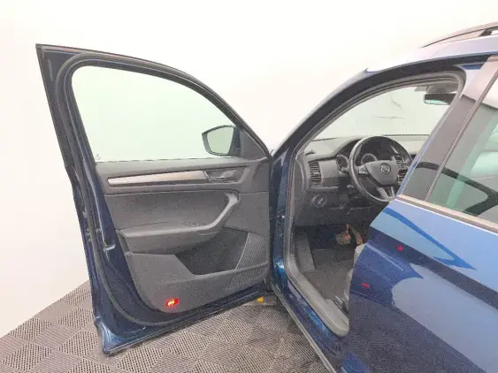 SKODA KODIAQ - voiture d'occasion - Photo 17