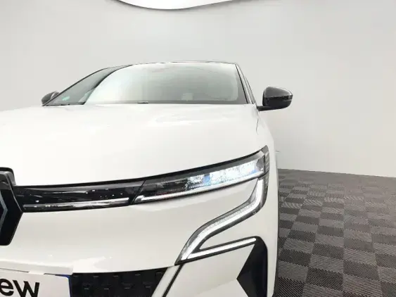 RENAULT MEGANE V - voiture d'occasion - Photo 22