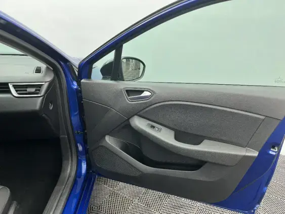 RENAULT CLIO V - voiture d'occasion - Photo 20