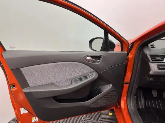 RENAULT CLIO V - voiture d'occasion - Photo 19