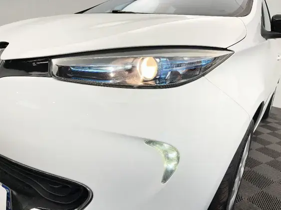 RENAULT ZOE - voiture d'occasion - Photo 22