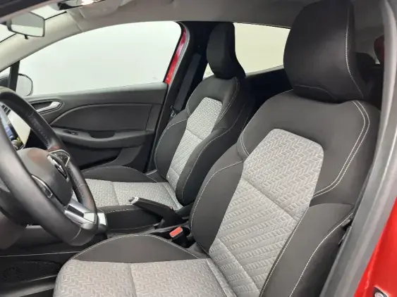 RENAULT CLIO V - voiture d'occasion - Photo 18