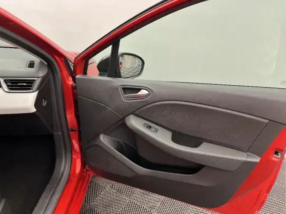 RENAULT CLIO V - voiture d'occasion - Photo 20