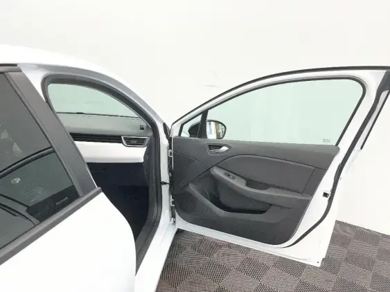RENAULT CLIO V - voiture d'occasion - Photo 20