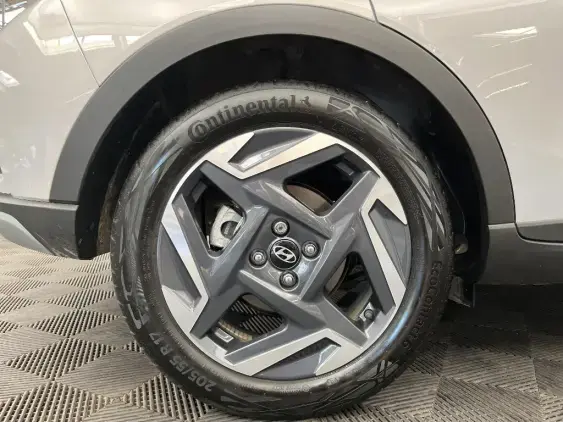 HYUNDAI BAYON - voiture d'occasion - Photo 25