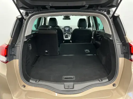 RENAULT SCENIC IV - voiture d'occasion - Photo 16