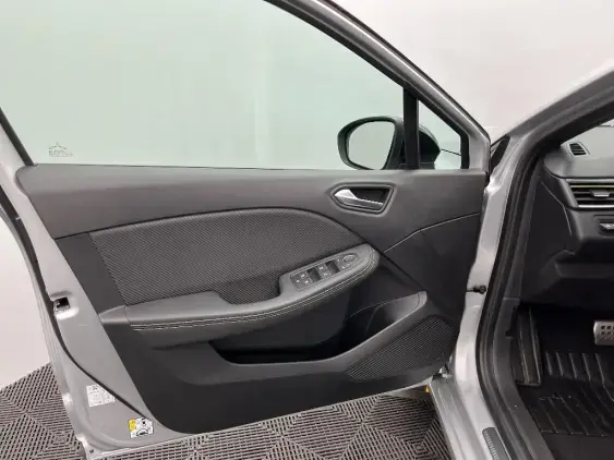 RENAULT CLIO V - voiture d'occasion - Photo 19