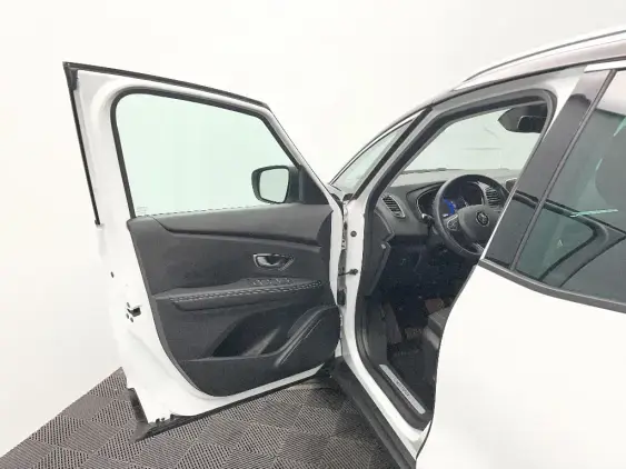 RENAULT SCENIC IV - voiture d'occasion - Photo 19
