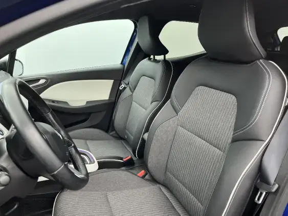 RENAULT CLIO V - voiture d'occasion - Photo 18