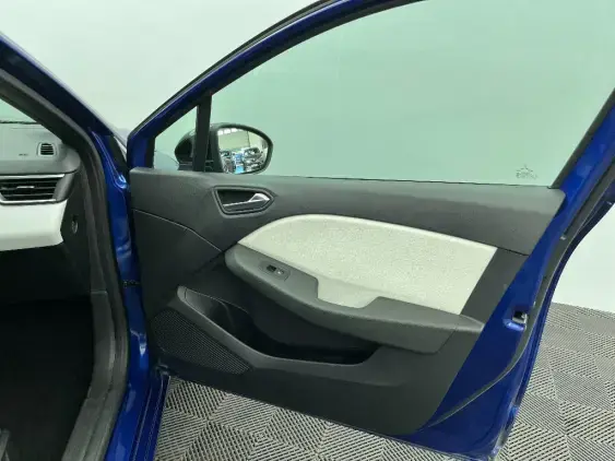 RENAULT CLIO V - voiture d'occasion - Photo 20