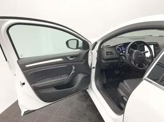 RENAULT MEGANE IV - voiture d'occasion - Photo 18