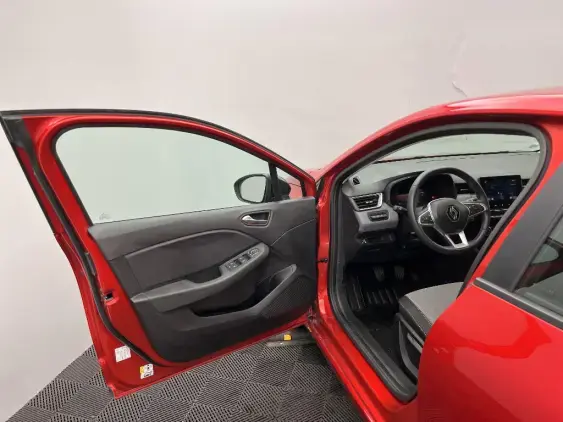 RENAULT CLIO V - voiture d'occasion - Photo 19
