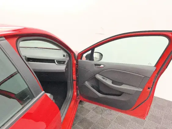 RENAULT CLIO V - voiture d'occasion - Photo 20